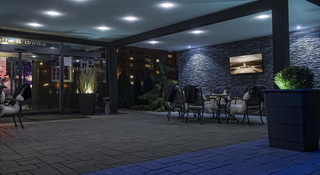 Hotel Polo プレショフ エクステリア 写真